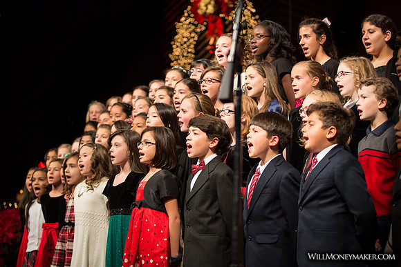 Children's Choir - The Voices of Christmas (David T. Clydesdale)